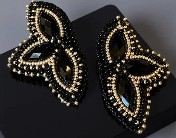 Black & Gold beaded earrings, Native American beaded earrings, Indigenous beadwork, gold beaded earrings, unique black earrings