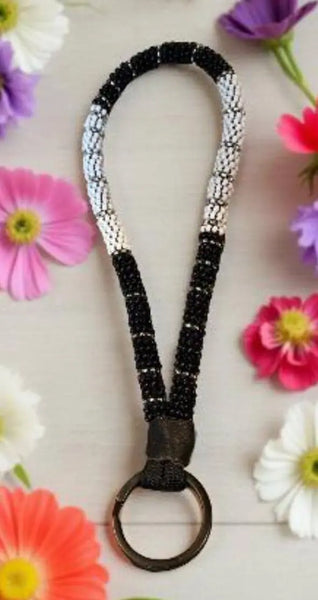 Black & white keychain, Beaded key chain, 5” wristlet beaded keychain, Beaded wristlet, beaded key fob,wristlet