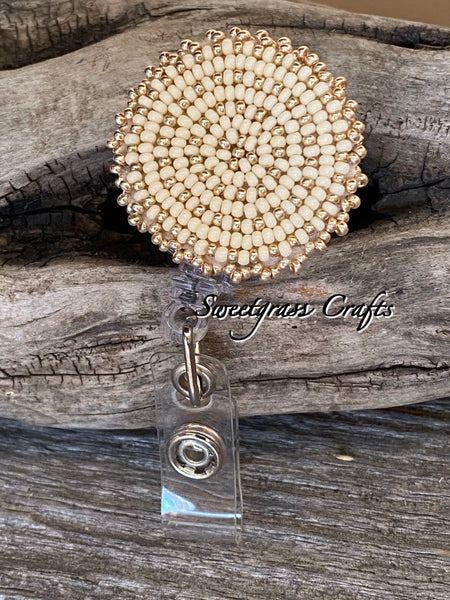 Cream & gold beaded badge reel – Sweetgrass Crafts