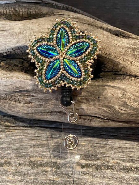 Beaded green & gold badge reel – Sweetgrass Crafts